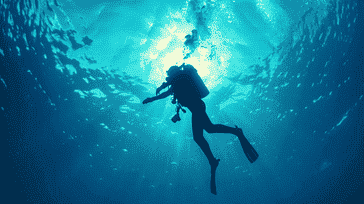 Facing Challenges: Overcoming Fears and Pushing Limits in Extreme Diving