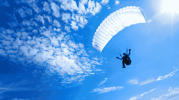Parachuting Safety Tips: Preparing for a Smooth Descent
