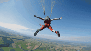 Solo vs. Tandem Jumps: Choosing Your Bungee Experience